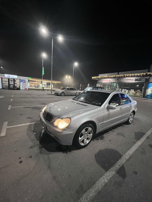 Mercedes w203 c200kompressor цяла