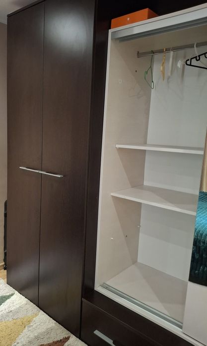 Vând dressing dormitor