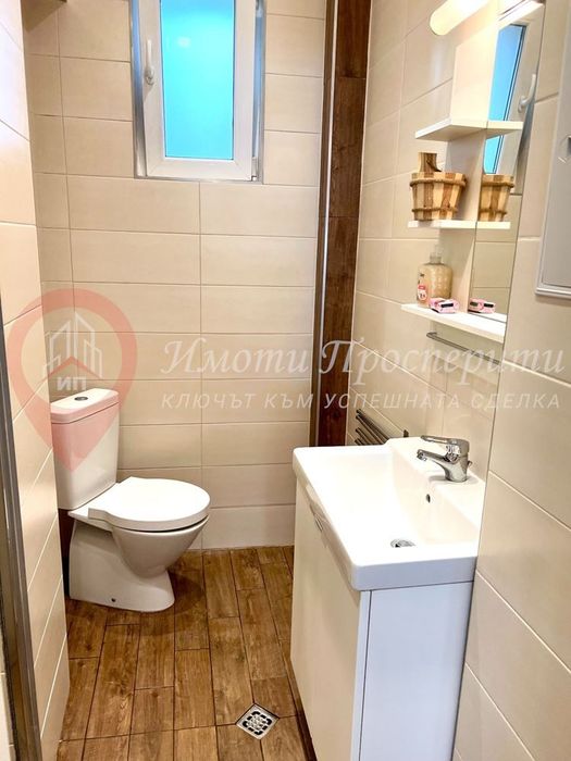 Дава се под наем Тристаен апартамент в София, Център - 85 кв.м за 897.6 € - Снимка #9