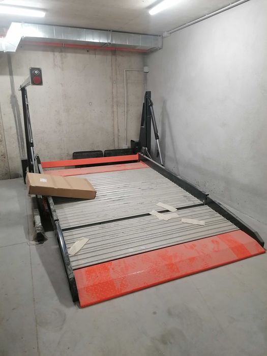 Автоматизирана система за паркиране на две нива TPTP-2