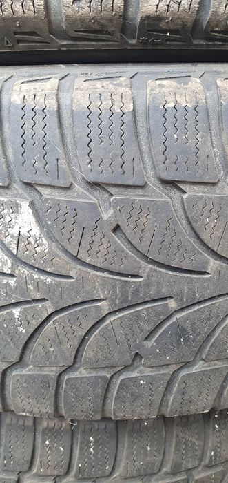 225 55 18 Зимни гуми Бриджстон близак BRIDGESTONE BLIZZAK  lm 80