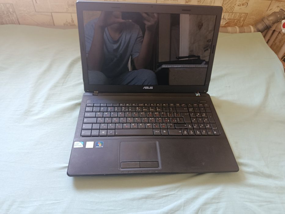 Asus noutbuki windows 7