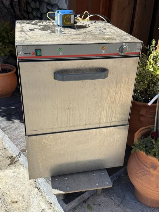 Професионална съдомиялна FAGOR