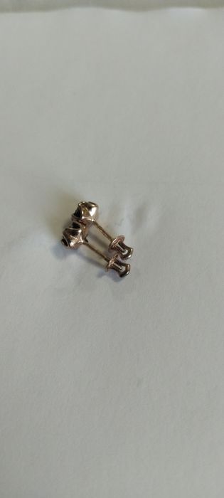 Продам серьги  п