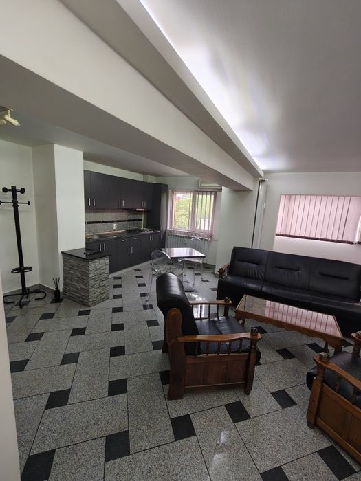 Închiriez apartament de 2 camere moșilor 268