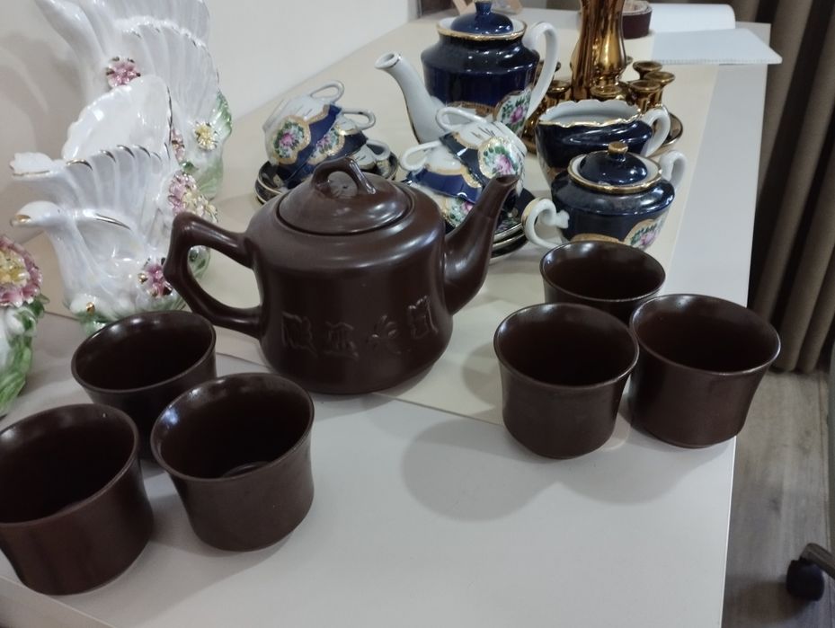 Набор фарфоровой посуды