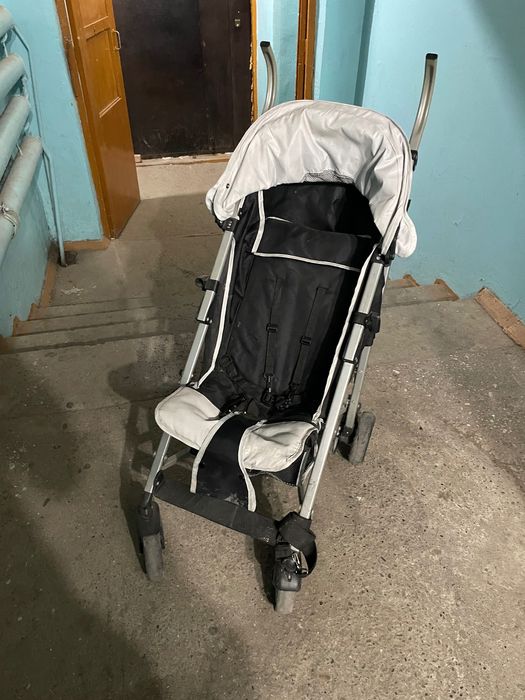 Каляска срочно не дорог