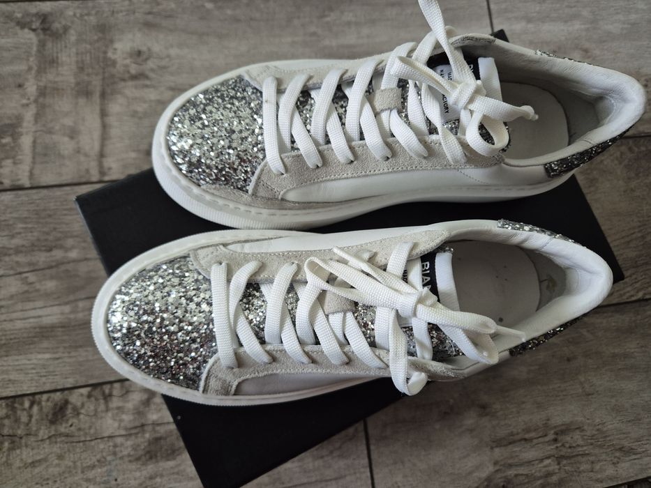 Продавам обувки Bianki