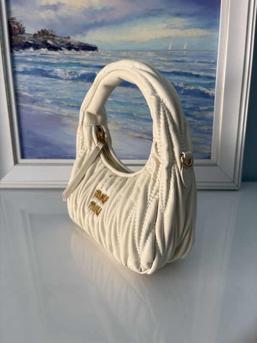 Дамска чанта – М1U М1U + подарък