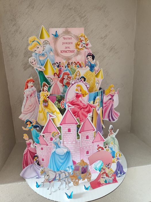 Торта с 30 книжки 30 моливи и 30 пастели