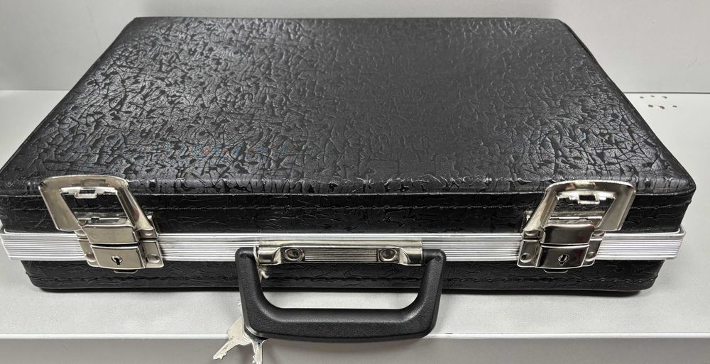 НОВ! Твърд Ретро Дипломатически Куфар