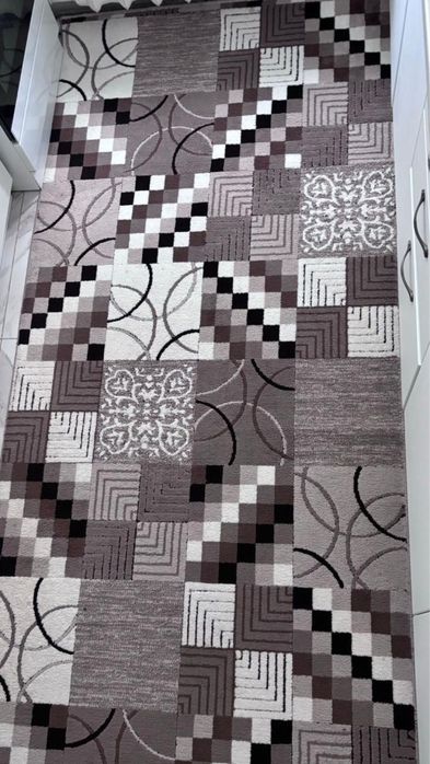 продам красивый современный ковер