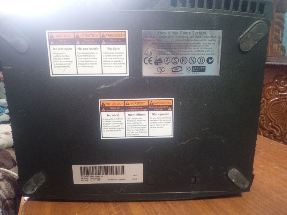 Vând xbox functional