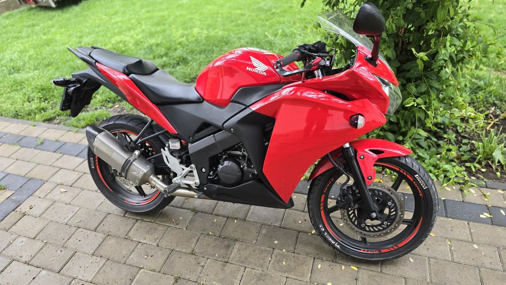 Honda CBR 125R 2013