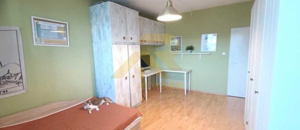 Продава се Тристаен апартамент в София, Слатина - 90 кв.м за 2212 €/кв.м - Снимка #7