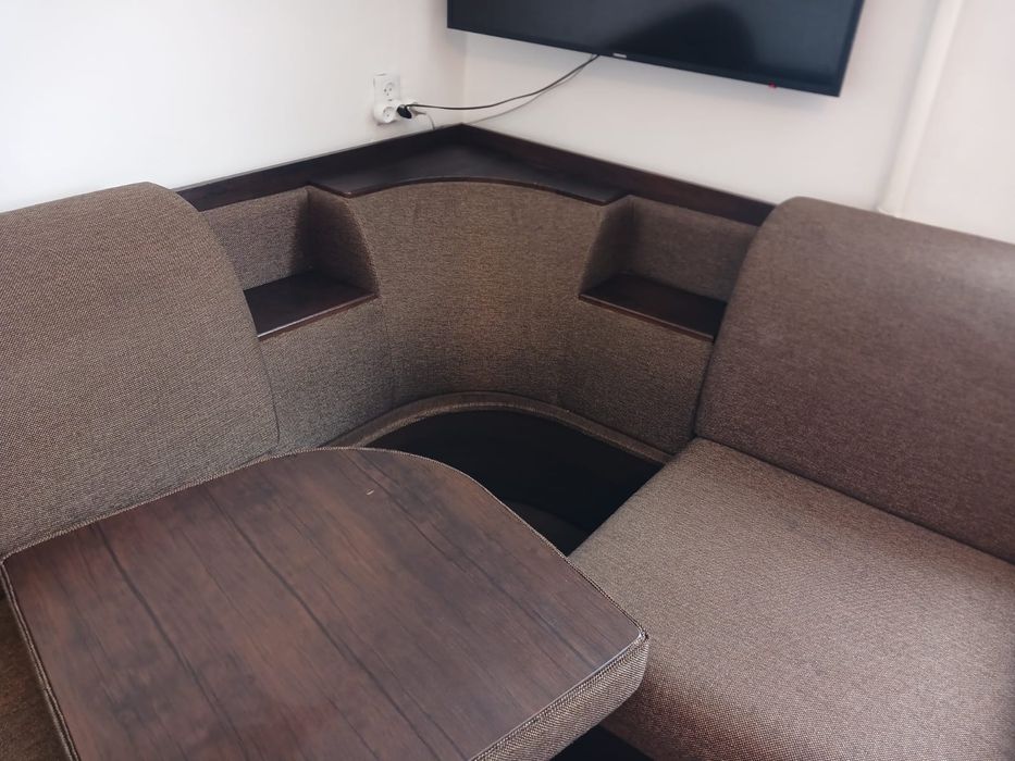 Продам диван угловой