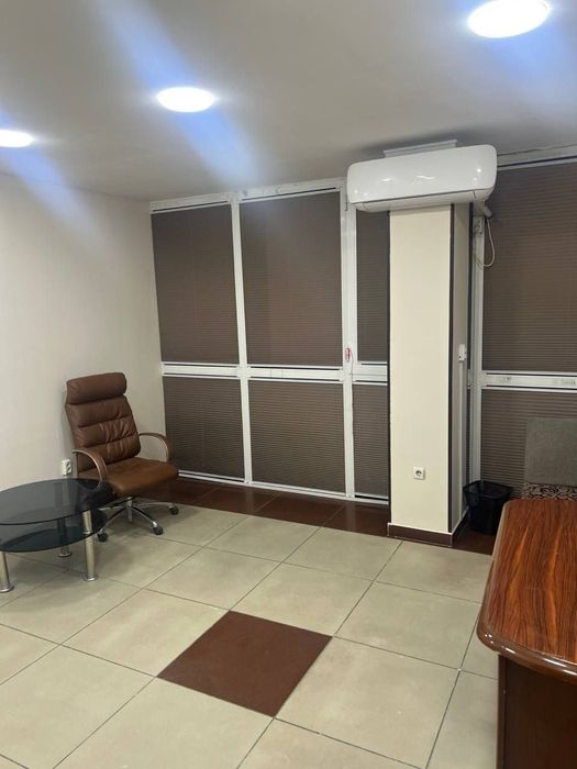 Небольшой Офис с мебелью на Алмазаре( Нукус кинотеатр)