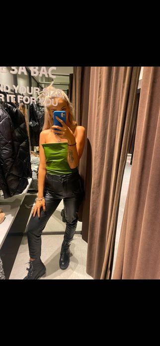 Дънки различни модели на Zara