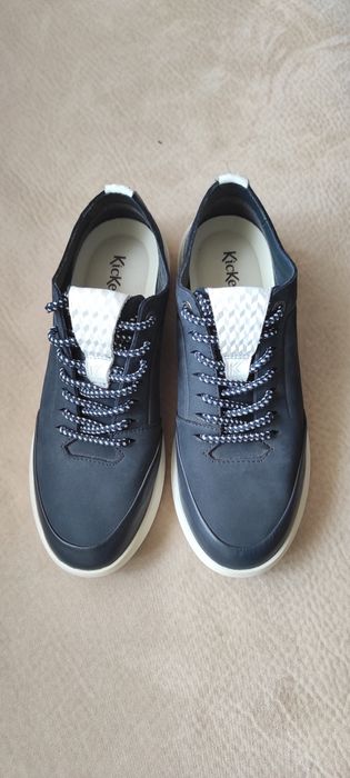 Чисто нови дамски обувки Kickers