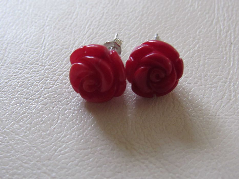 Обици-розички от корал, нови