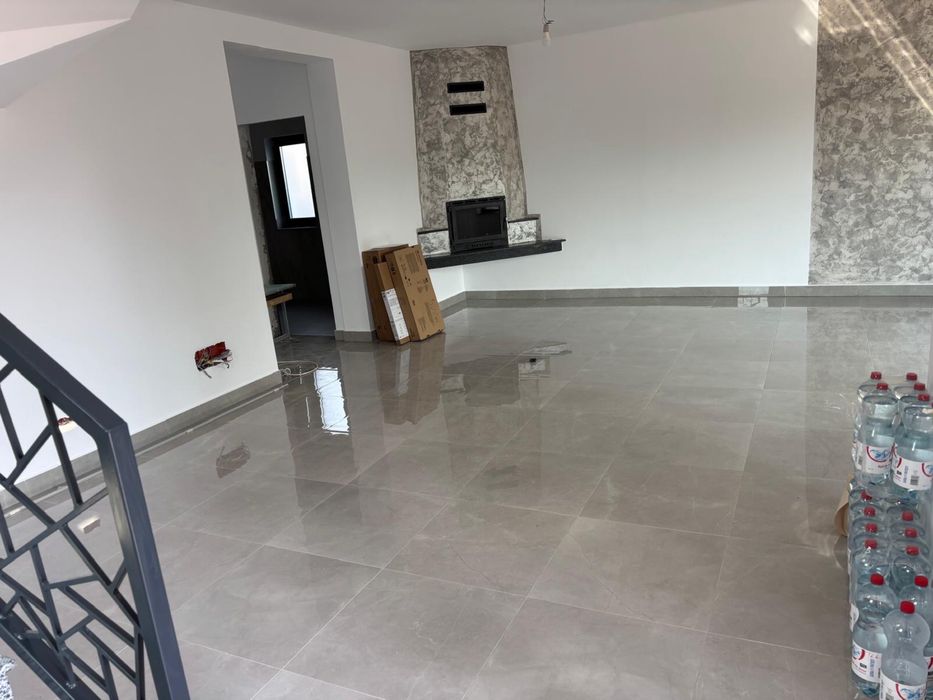 Vila de vanzare Bacau,strada Agudului nr 34