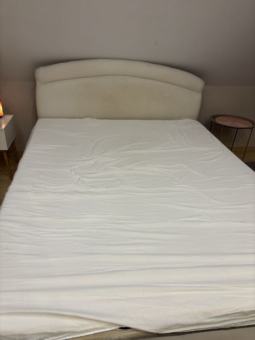 Спална  с матрак