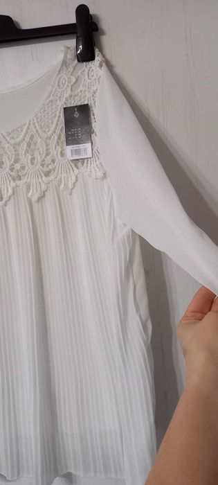 Bluza cu dantela ,noua /M.38/40