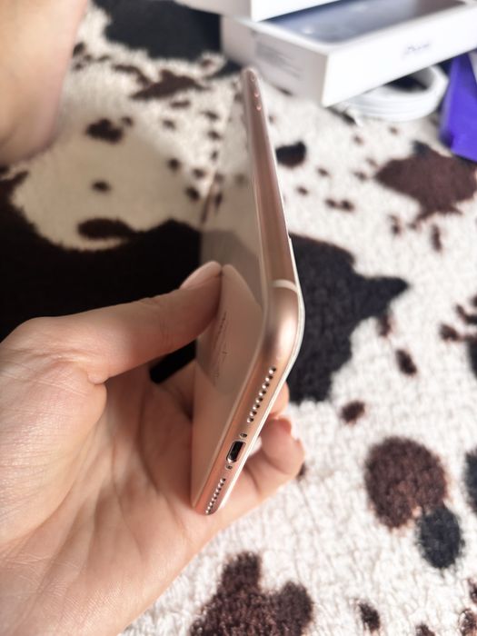 Iphone 8Plus 64bg 70%