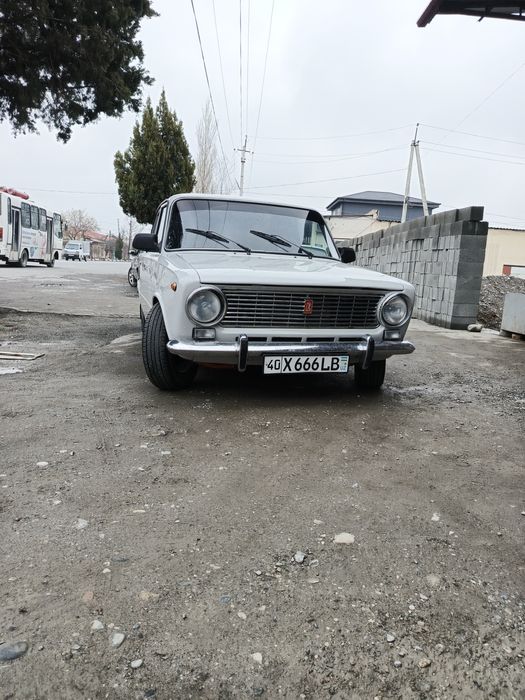 vaz 2101 sotiladi