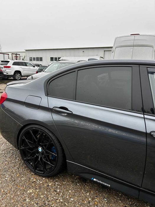 Dezmembrez BMW F30 335d 313cp xDrive Pachet M Pack OEM B39 - Seria 3