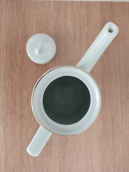 Кана с капак, български порцелан, ретро