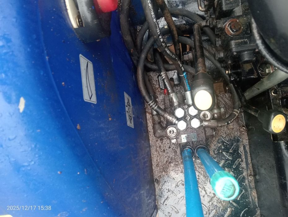 Мини трактор ловол