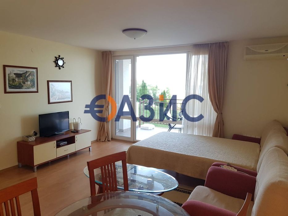 Продава се Двустаен апартамент в Свети Влас - 70 кв.м за 1446 €/кв.м - Снимка #1