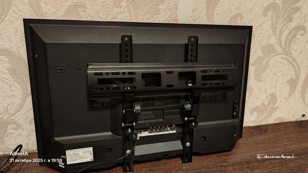 Телевизор SONY 81 см