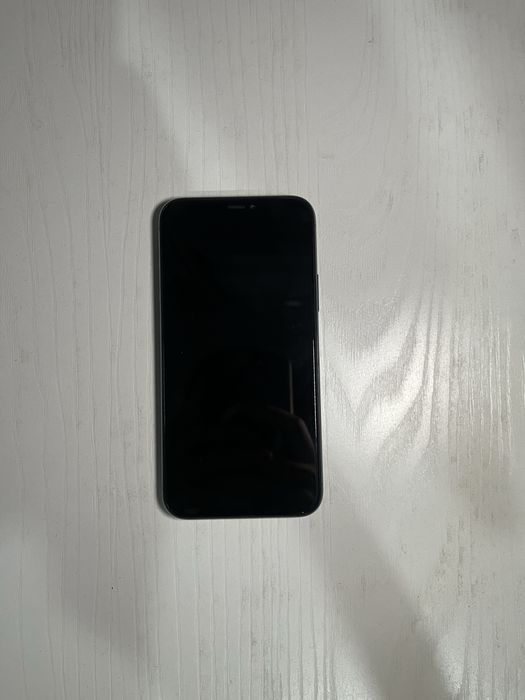 Iphone 11 pro б/у