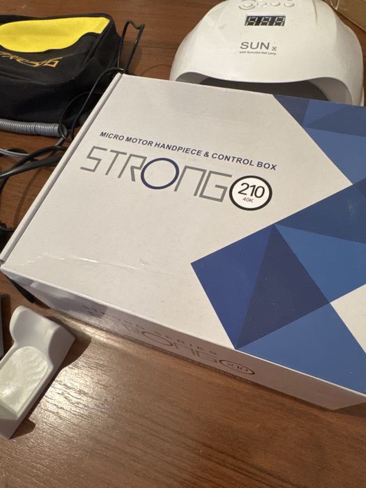 Продам маникюрный аппарат strong 210