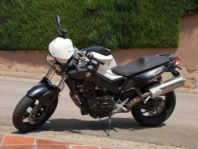 Motocicleta BMW F800R din 2010 cu ABS