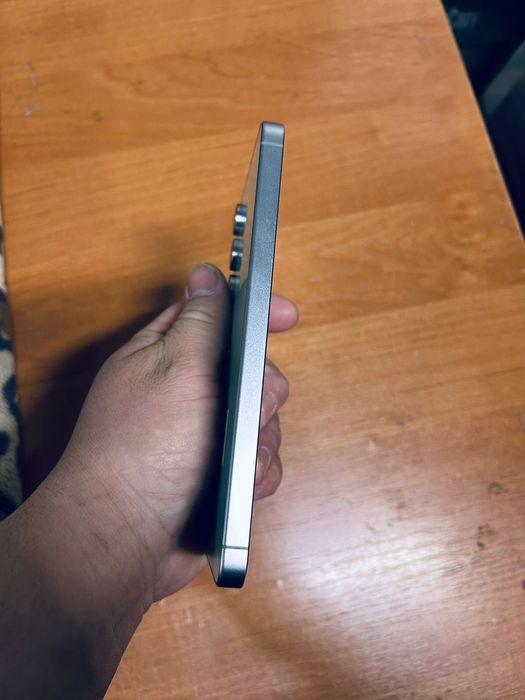 Самсунг S 24 fe сатылады.