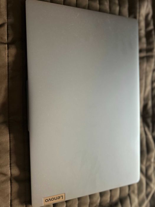 Лаптоп LENOVO IdeaPad Slim 3 15AMN8 82XQ00TNBM 15.6 "