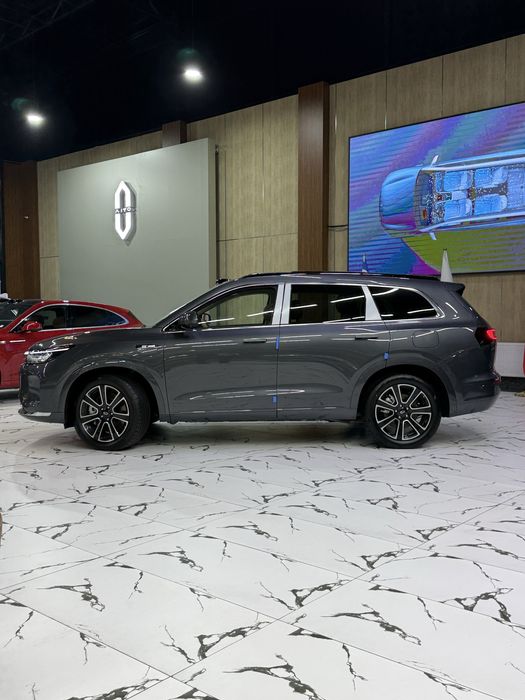 Huawei AITO M7 ultra 2025 restaling