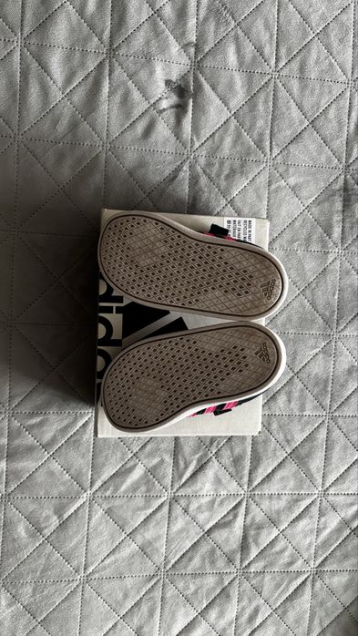 Детски маратонки Adidas Breakqnet 21 номер