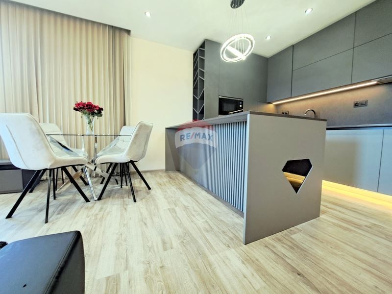 Продава се Тристаен апартамент в Балчик - 114 кв.м за 860 €/кв.м - Снимка #4