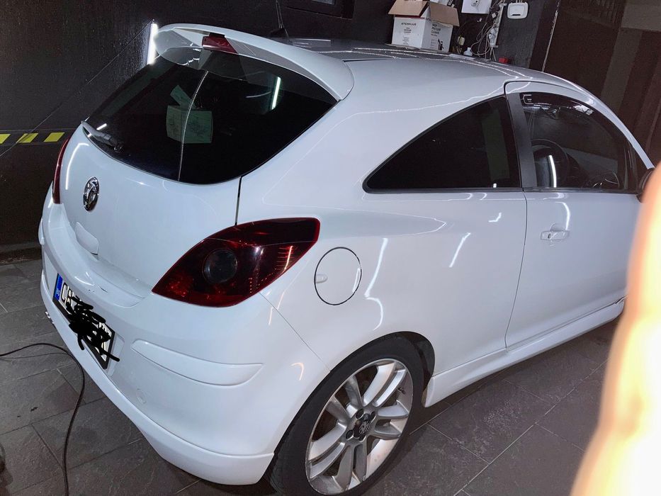 Опел Корса 2014 десен волан 1,4 бензин