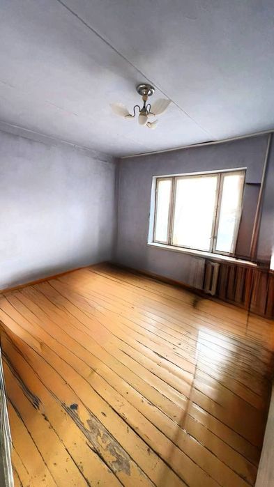 Кибрай  Ор~р байткурган 
2/1/4 кирпичный дом 
77я серия  Общ пл 58квм