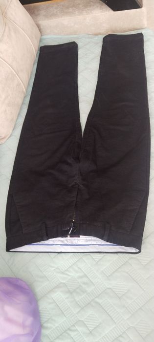 Продам брюки на мальчика подростка