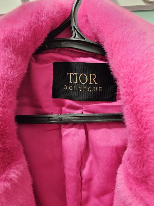 Продам розовую шубу