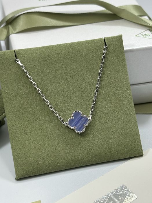 Brățară Van Cleef & Arpels White Gold 750 Chalcedony
