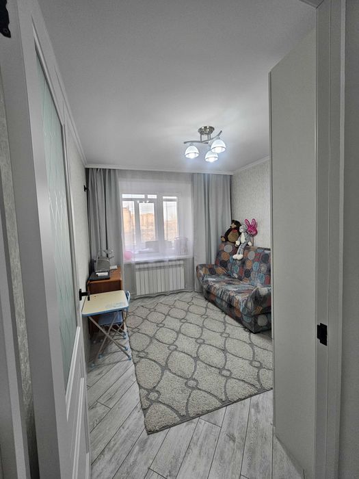 Продается 4 кон кв Кудайбердиева,91