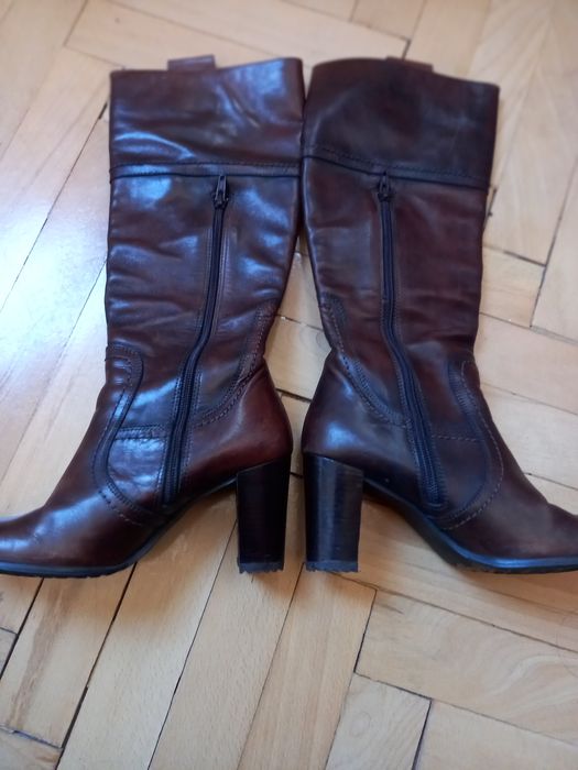 Чисто нови дамски  ботуши мокасини