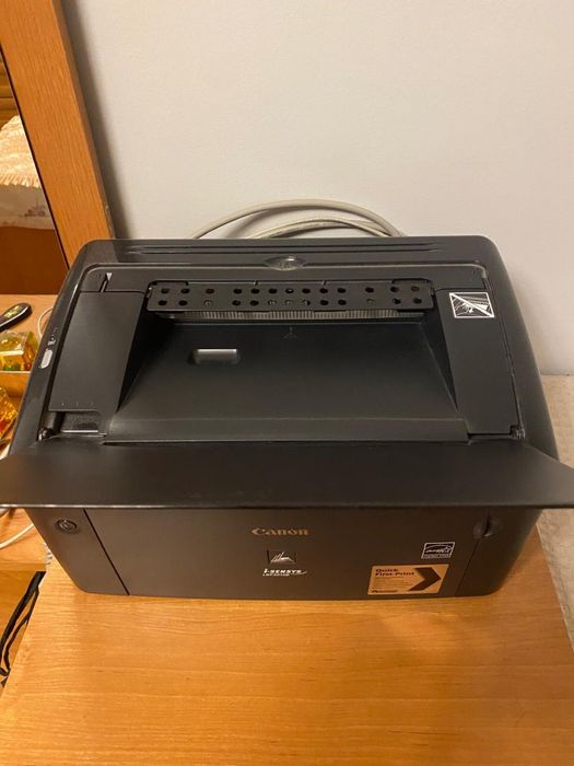 Принтер Canon-LBP3010B Б\У 35000т
